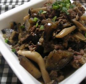 熱々トロトロ♡なすとキノコ、牛肉の煮込み
