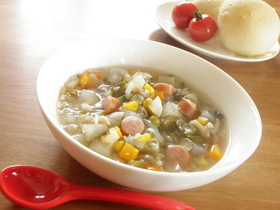 だしの素でΦ和風野菜スープ