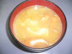 味噌汁？？コンソメ味噌スープ☆美味