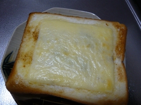 シチュー風味トースト