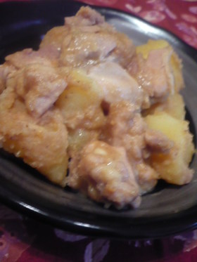 鶏肉とじゃが芋のごまみそ煮♫♬