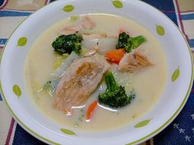 **鮭の酒粕クリーム煮**