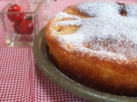 バター不使用☆リンゴのヨーグルトケーキ