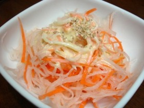そっくり!?びっくりドンキー風サラダ