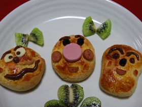 お手軽！アンパンマン仲良し3人スコーン