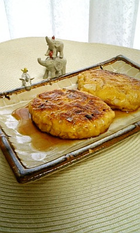 おくらと豆腐の味噌だれハンバーグ