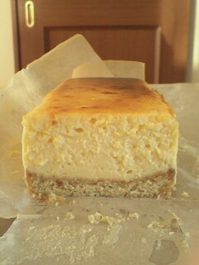 コクのある濃厚さっぱりチーズケーキ