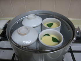 フンドーキンの白だしで簡単茶碗蒸し