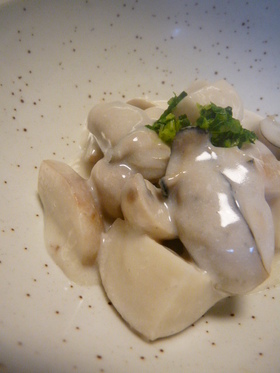 里芋と牡蠣の白い煮物