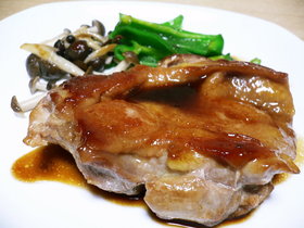 鶏の甘辛ジューシー照り焼き