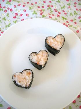 お弁当に❤ハートのり巻き❤