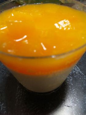 豆乳のとろぉ~りプリン☆桃ソースがけ