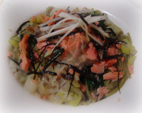 お茶スパ＆鮭で和の香り♪お茶漬け風パスタ