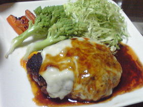 温かチーズハンバーグ♪