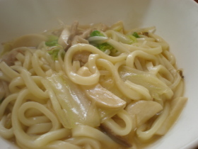 フライパン１つで簡単★中華風煮込みうどん