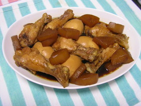 炊飯器で簡単☆手羽元とゆで卵煮物