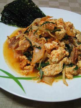 豆腐のキムチ炒め