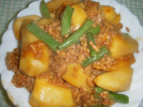 里芋と挽肉の味噌炒め煮（高血圧&気管支）