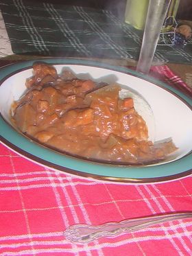 柔らか～鶏とコンニャクの赤ワイン煮込み