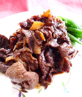 簡単！美味しい♡牛肉の生姜黒糖ワイン煮✿