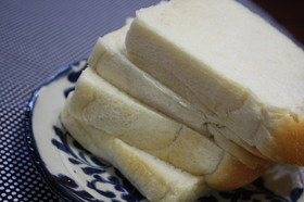 ほんのり甘い♪豆乳食パン