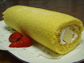 プリン巻いちゃった♪ロールケーキだよ♡