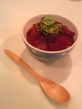 安くてもモチモチ☆マグロの漬け丼