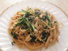 春菊とキノコのスパゲティ♪