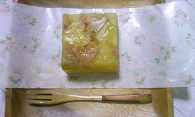 ハートがいっぱい林檎のケーキ