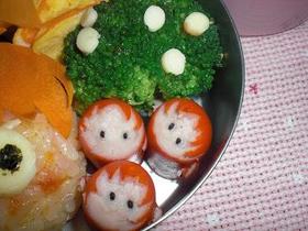 ポニョの妹たち　赤ウインナーおかず