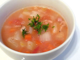 たっぷり野菜のトマトクリームスープ