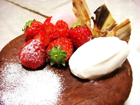 どっしり濃厚　大人のガトーショコラ