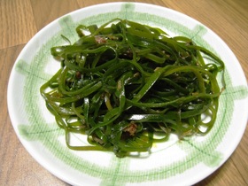 昆布の簡単 めんつゆ炒め