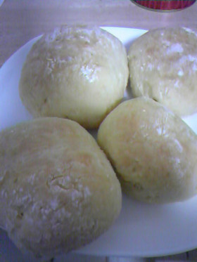 発酵いらず　外サクッ中しっとり～豆腐パン