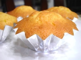 簡単フワフワ♪あっという間のカップケーキ