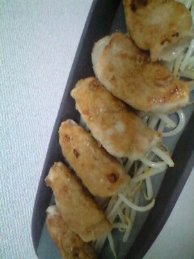 薄切り豚肉の玉ねぎ巻き～大葉にんにく醤油