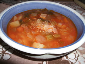 ミネストローネ（野菜のトマトスープ）