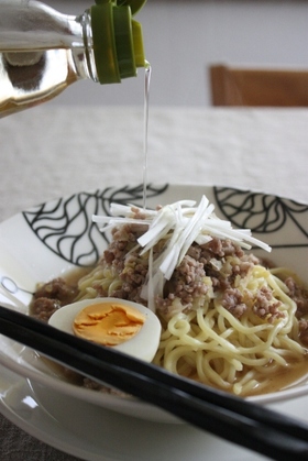やさしいお酢で♪あったかつけ麺