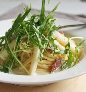 水菜と大根の和風クリームパスタ