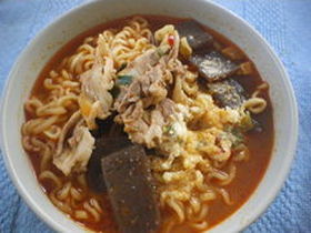 意外な組み合わせ！インスタントラーメン