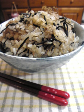 ✿ひじきとジャコの簡単♬♬混ぜご飯✿
