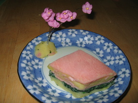 ひなまつり♪ひし餅サラダ（ポテトサラダ）