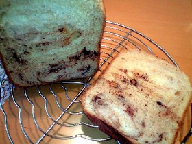 HBで　板チョコ☆マーブル食パン