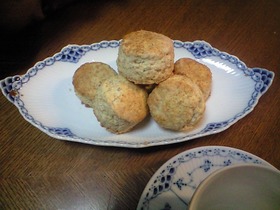 サクサクッ♪パイみたいなグラハムスコーン