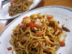 簡単ランチ☆　ツナたま焼きそば♪