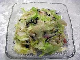 ホタテ入りレタスのちぎりサラダ