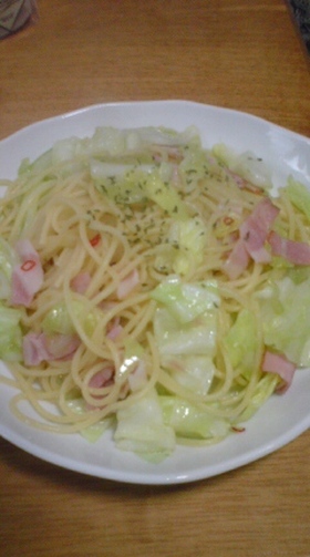 春キャベツとベーコンのパスタ