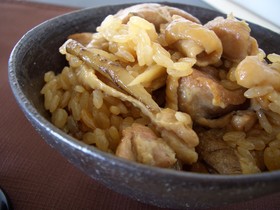 鶏ごぼうの炊き込みご飯
