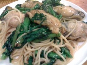 ぷり牡蠣と春菊のパスタ