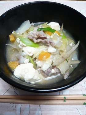 簡単♬何度もおかわりしたくなる母の豚汁